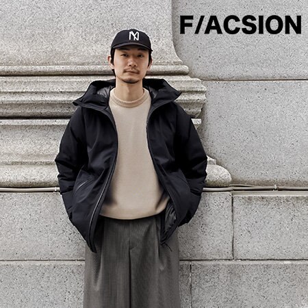 冬の雨や雪の中でも快適な機能性ダウン