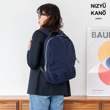 A4サイズ対応、普段使いにも通勤にも使いやすいバッグ。