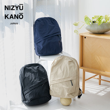 外出日和の春に使いやすい軽量バッグ