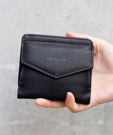 FOLNA RD ソフトレザー・ホイルレザー エンべロープ二つ折り財布