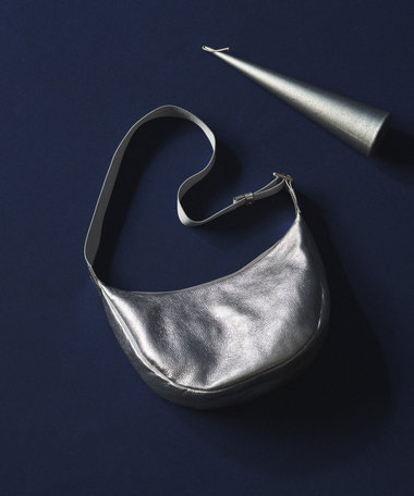 russet ソフトレザーラウンドショルダーバッグ【シルバー】(CE-1470-WEB)