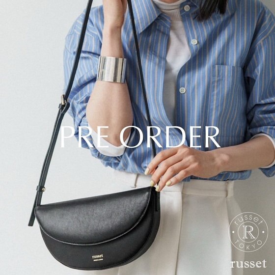 《PRE ORDER》半月型のトレンドバッグ