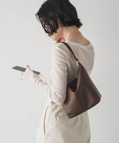 russet ソフトレザーシンプルショルダーバッグ (CE-1328-WEB)