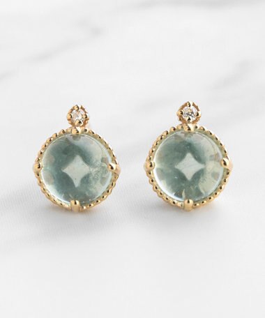 TOCCA 【WEB限定＆数量限定】BLOOMING BUD  K10 ミルキーアクアマリン カボションカット ピアス