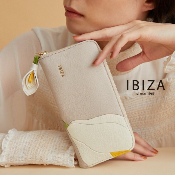 【IBIZA】一輪の花を手にする喜びを日常に