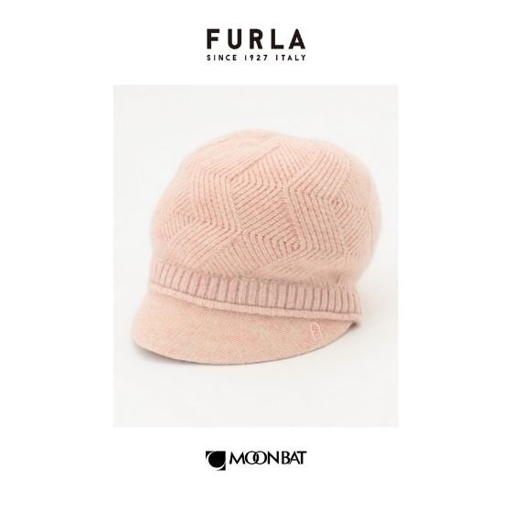 秋の始まりは小物から。フルラのニット帽