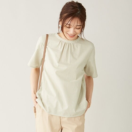 綿×麻のさらっと素材が心地よい、ギンガムチェックブラウス