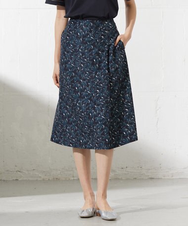 J.PRESS LADIES 【洗える】ボタニカルプリント スカート