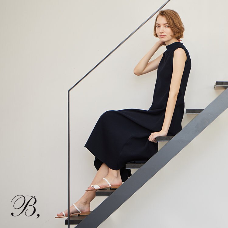 【B,】リラックスシーンを上質な素材で演出するラウンジウェア