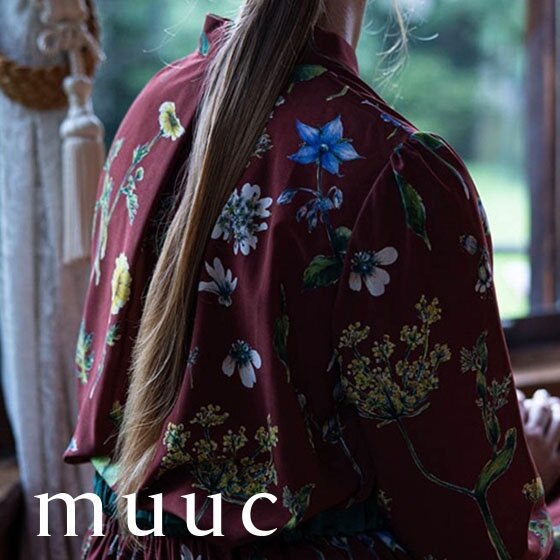 『畑の花』をプリントしたブラウスのご紹介