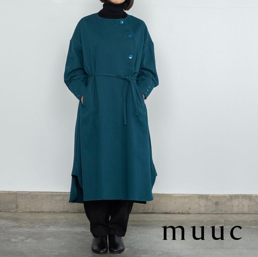 身幅はゆとり多めで余裕のあるサイズ感「着こなしのバリエーション」が豊富な【コットンウール二重織コート】