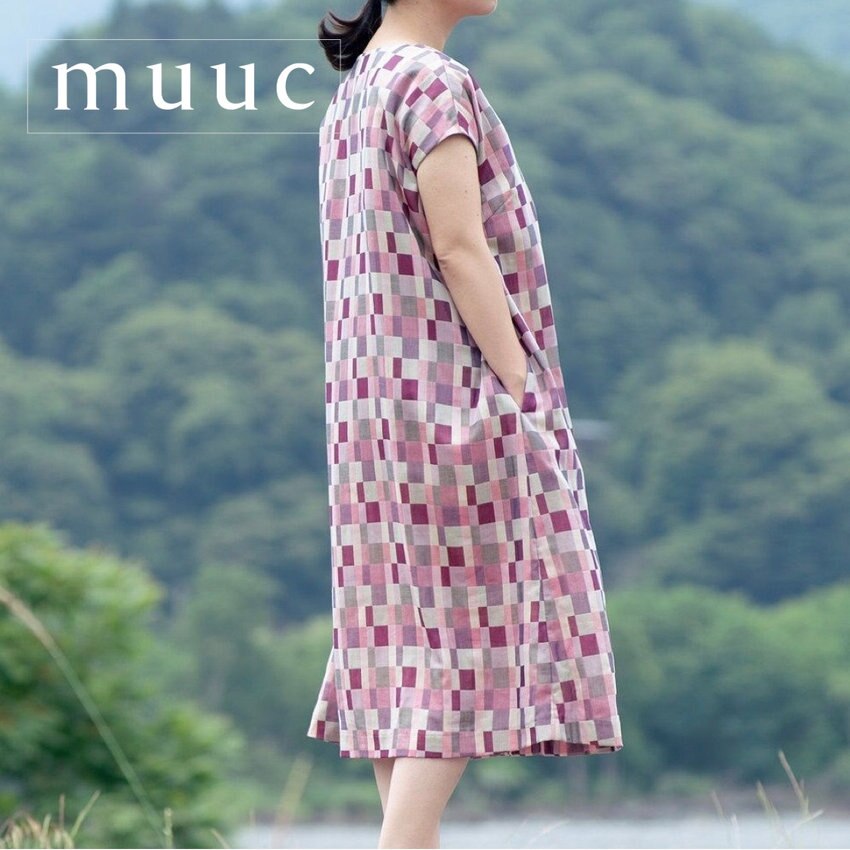 【ご好評につき再販売スタート!!】人気の夏コレクション!!ゆとりをたっぷりとったデザインの「格子柄ワンピースドレス」