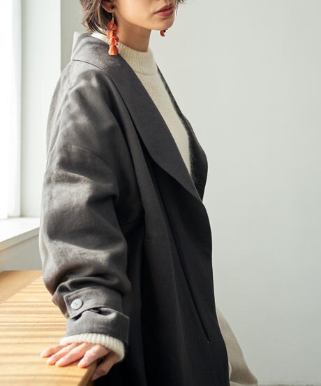 スタイリング】軽やかなリネンウールの上質なコートとあたたかい