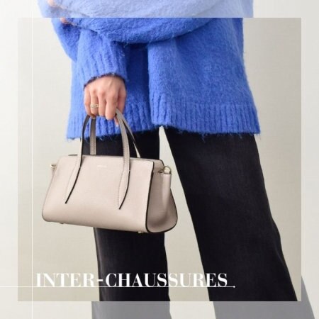 「軽やかに楽しむ、秋のお出かけスタイル」