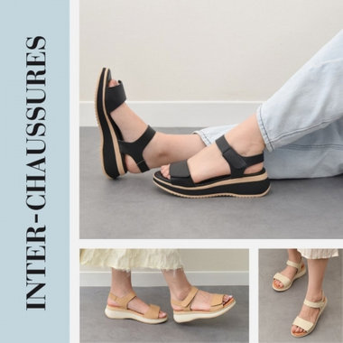 「抜け感でつくる、初夏の足元」