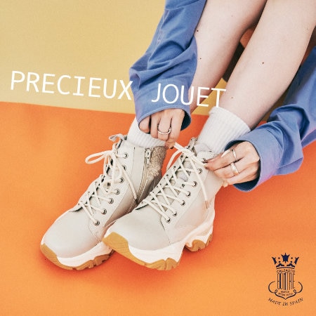 PRECIEUX JOUET】シーズンムード溢れる可愛いボアスニーカー