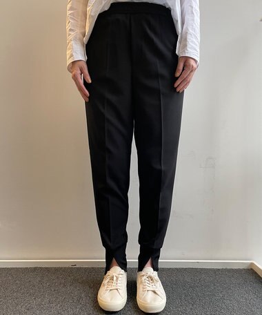  丈もこのくらいあった方が少し下に溜まるのでシルエットが◎