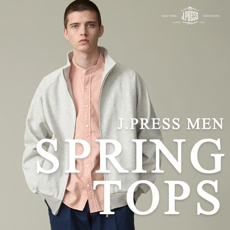 春のお出かけトップスはこれで決まり！