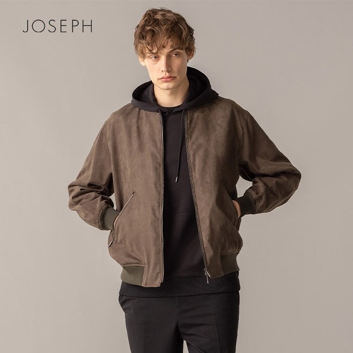 良く伸び、洗えるスウェード素材