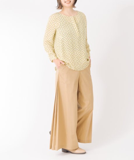 【ONWARD ReusePark】大人の春は柄で楽しむ「華やぎプリントアイテム」 | ファッション通販サイト[オンワード・クローゼット]