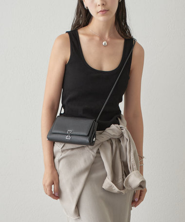 IACUCCI アバ ウォレットショルダー CERVO