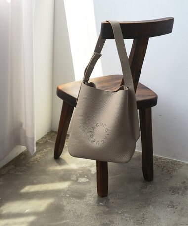 IACUCCI ルオータ ワンハンドルトート ALCE