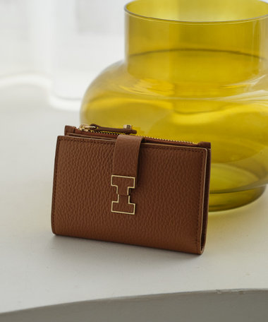 IACUCCI アバ ハーフウォレット CERVO