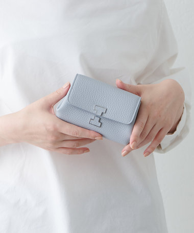 IACUCCI アバ ウォレット CERVO