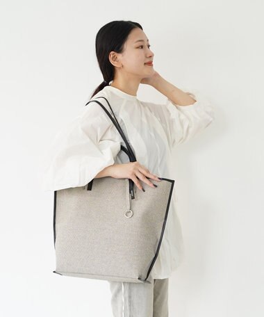 MORROW by thank VIVIAN OW トートバッグ