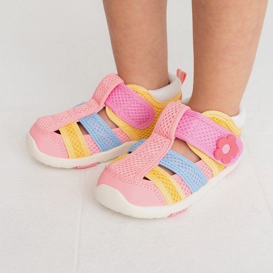 売れてます！シューズ・サンダル