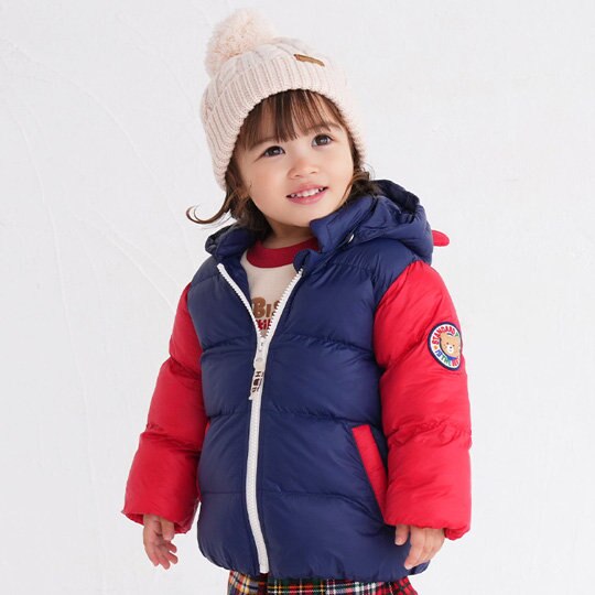 まだまだ必要！ダウンジャンパー