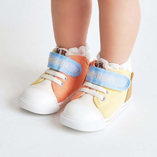 新色かかと顔シューズ♪