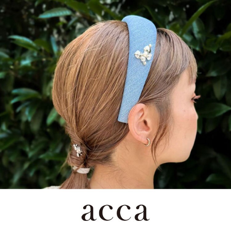 冬のスタイルに華を添えるデニムヘアアクセサリー | acca（アッカ）