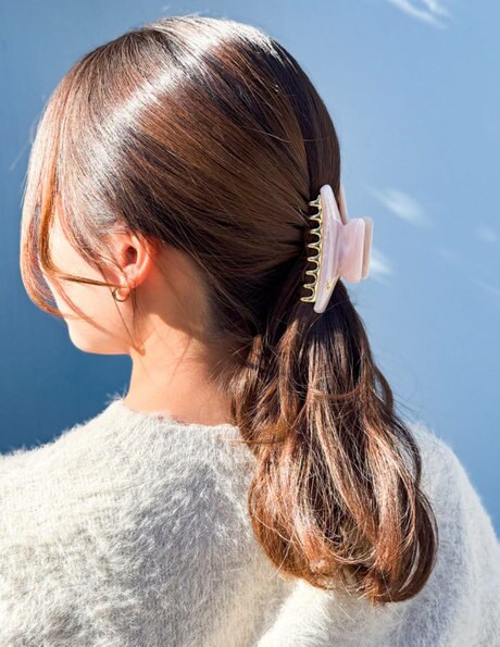 新しいスタートに向けて】春を彩るヘアアクセサリー | acca(アッカ
