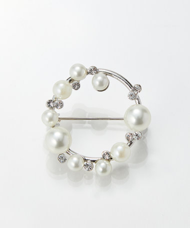 Phoebe フォーマルパールビジューサークルブローチ　シルバー