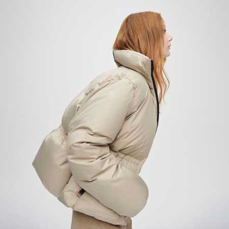 デザイン・機能性を兼ね備えたアウターウェア