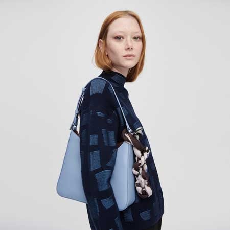 デザインと機能性に優れたバッグはギフトにもぴったり