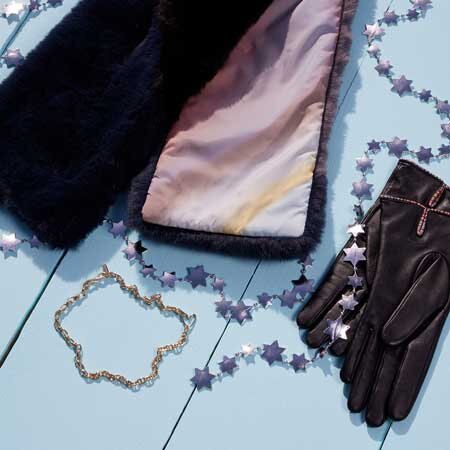 特別感を演出するジュエリー＆冬小物