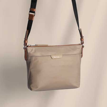 ナイロン素材のデイリーユースにぴったりな新作バッグ