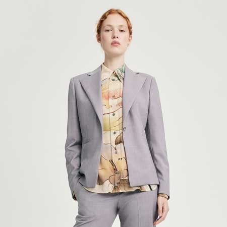 特別な日の装いはポール・スミスで選んで