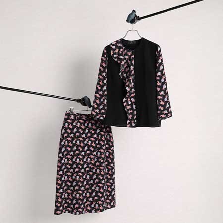 オンラインショップ限定のアイテムをぜひチェックして