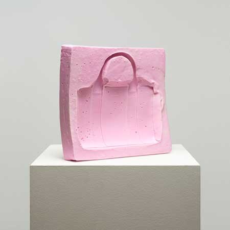 シーンに合わせてバッグを選んで