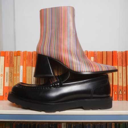 上品なスタイルを叶えるシューズ