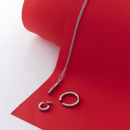 日常を彩るミニマルシックな存在感