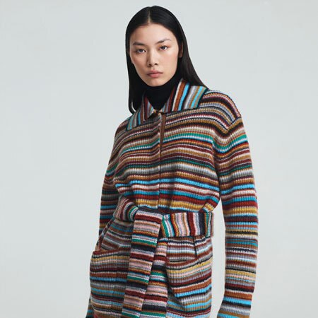 レイヤードを楽しむ秋冬トップス