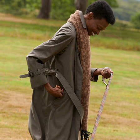 2025年春夏シーズン、プレコレクションが到着