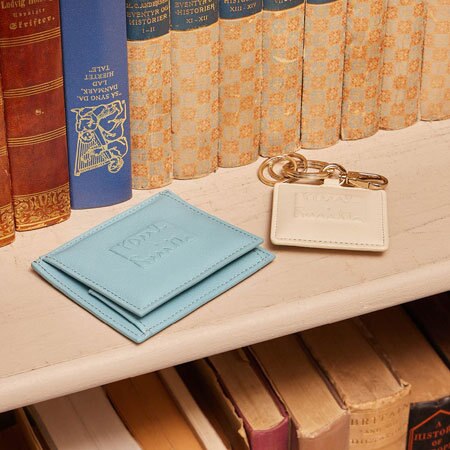 春を彩る新作革小物をピックアップ