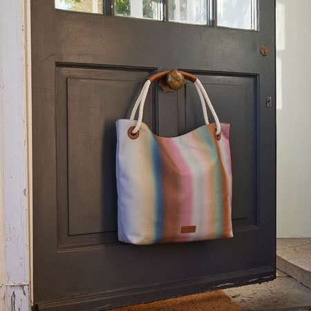 "Smith Stripe"で春のエッセンスを