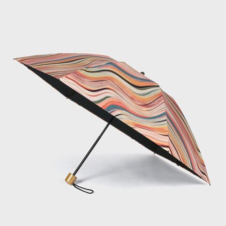 初夏の着こなしに、気分華やぐアクセサリーを