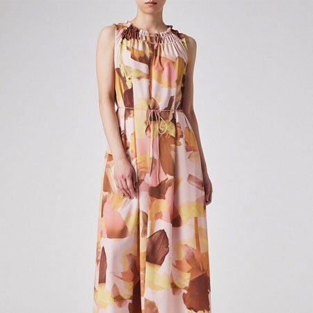 絵画のように美しく、夏を彩るフローラル